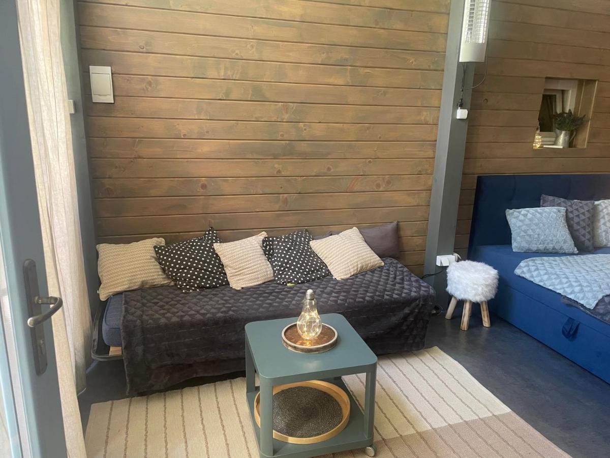 Monpe Apartmanik S Atmosferou Komarno Exterior photo