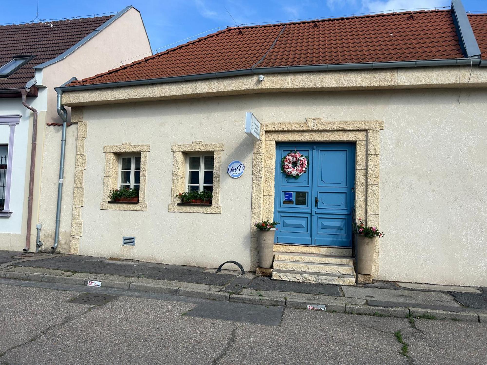 Monpe Apartmanik S Atmosferou Komarno Exterior photo
