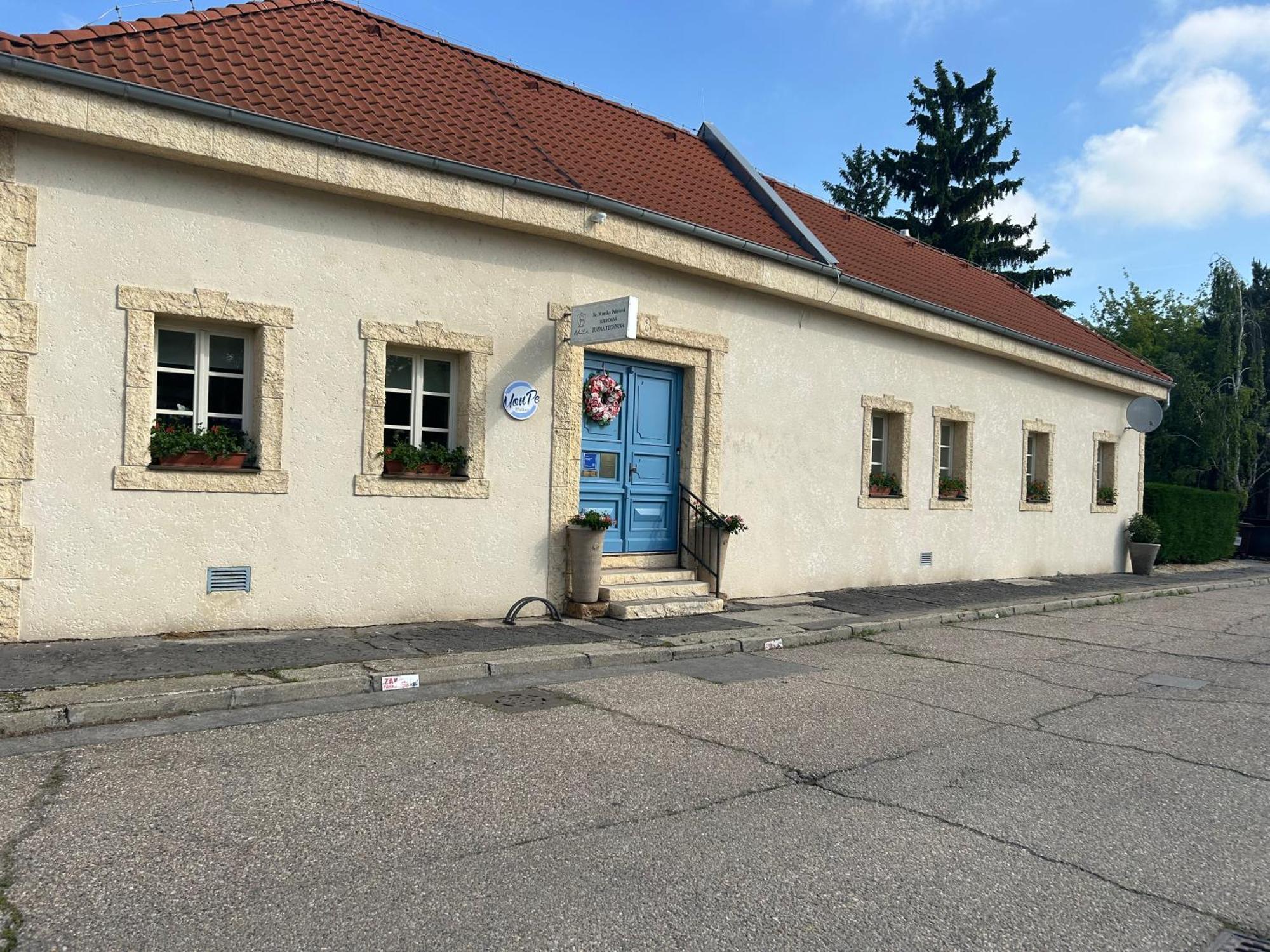 Monpe Apartmanik S Atmosferou Komarno Exterior photo